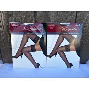 Hanes Silk Reflections Silky Sheer Lace Top Thigh Highs Sandalfoot 0A444 Jet EF